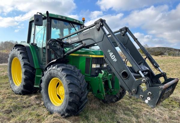 Traktor John Deere 6310